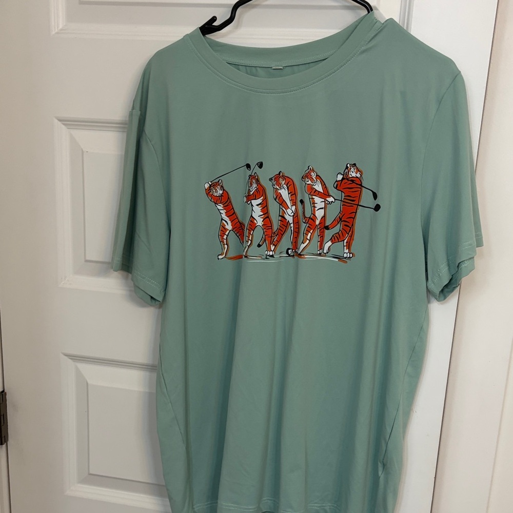 Men's Tiger Green Graphic Golf Shirt